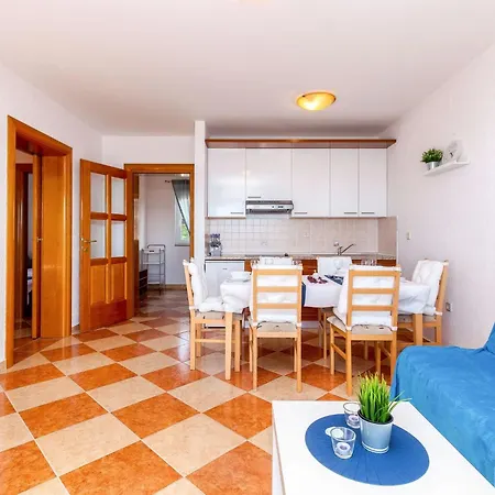 דירה Mit Balkon Und Meerblick By Interhome קריקווניצה