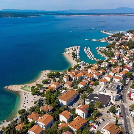 Mit Balkon Und Meerblick By Interhome Lägenhet Crikvenica